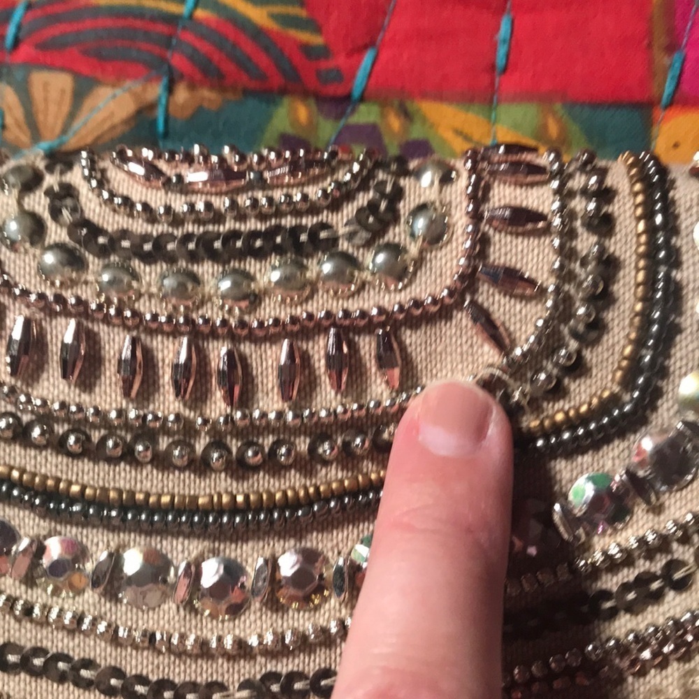 2 Chic Beaded Clutch. NWT - Picture 9 of 14